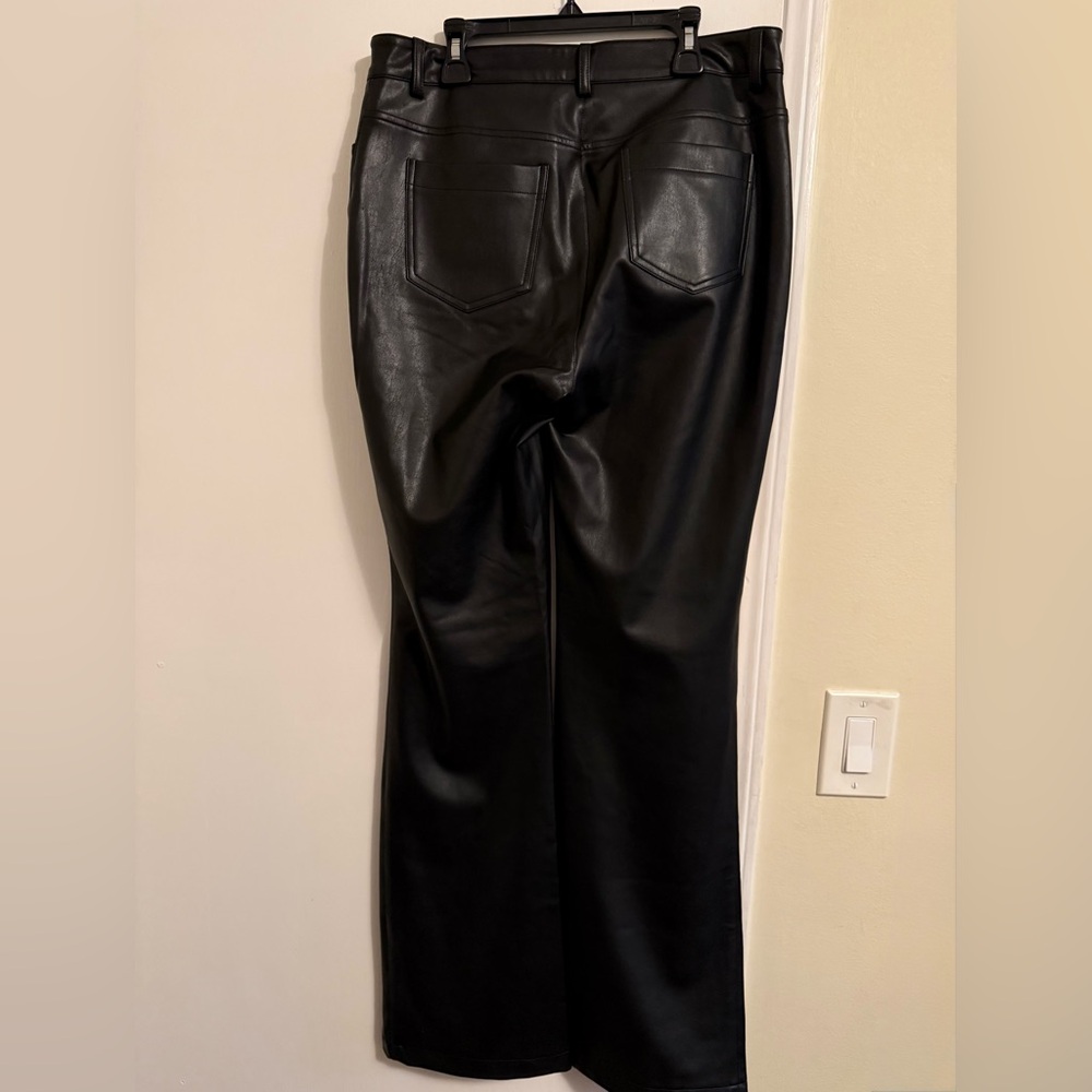 BOSTON PROPER Malibu Faux Leather Wide Leg Five Pocket Pant - Picture 7 of 10